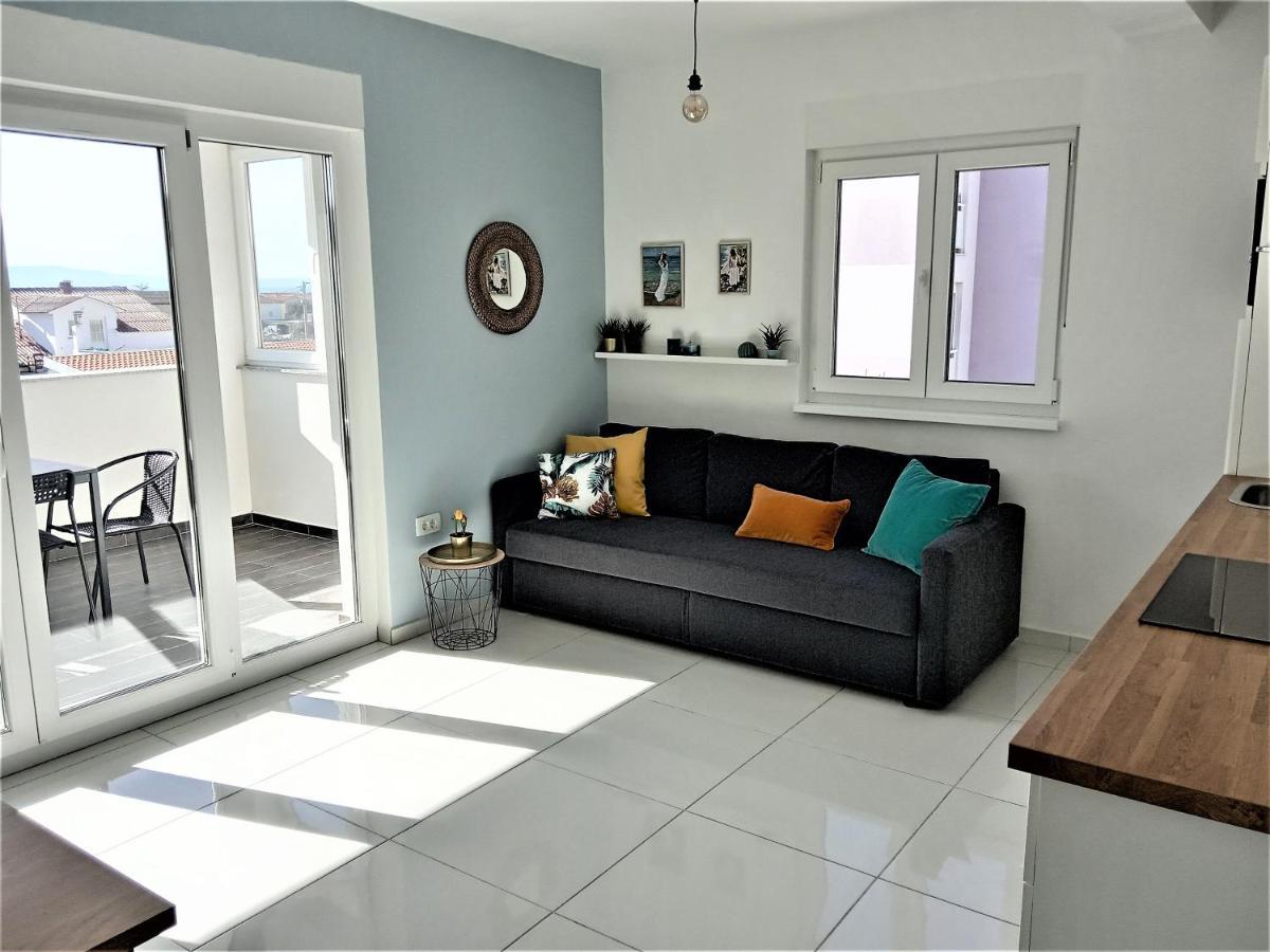Apartment Ivetka Banjol Exterior photo