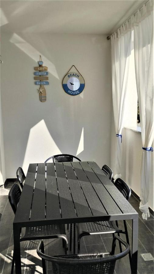 Apartment Ivetka Banjol Exterior photo